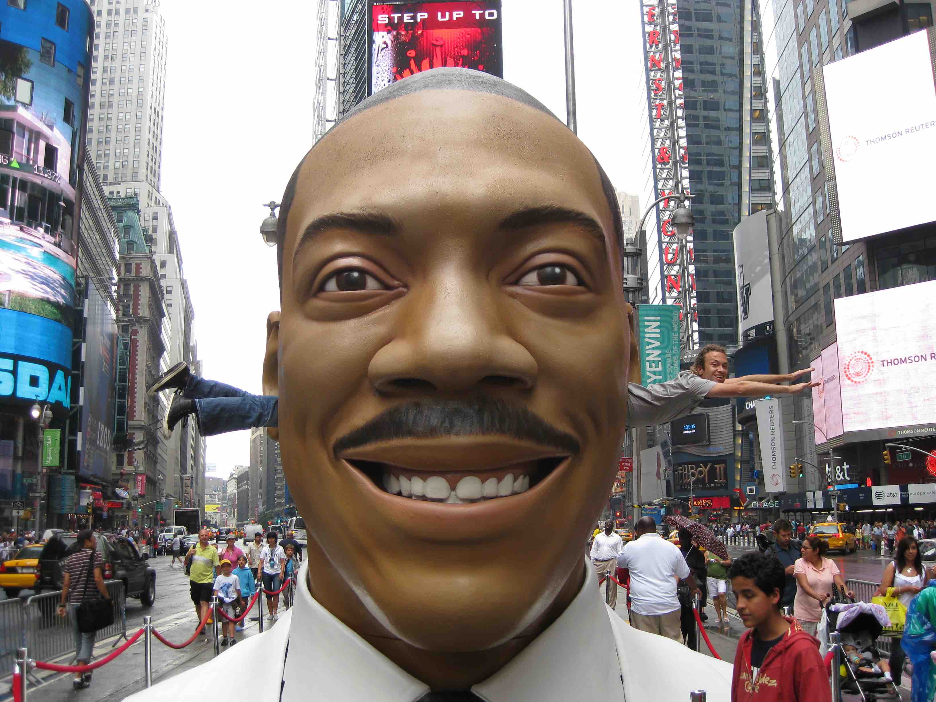 Giant Head Nyt 79
